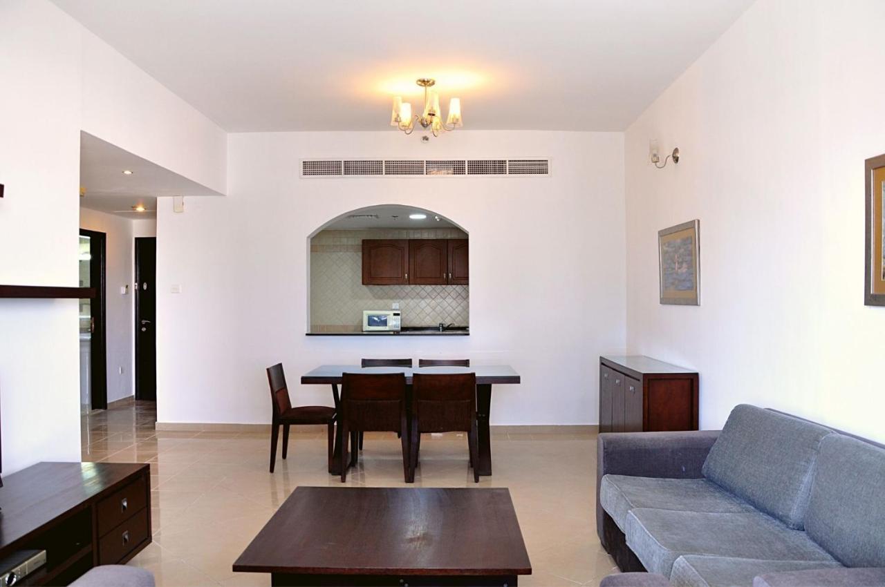 Care Holiday Homes Apartments Barsha Heights Dubai Exterior photo